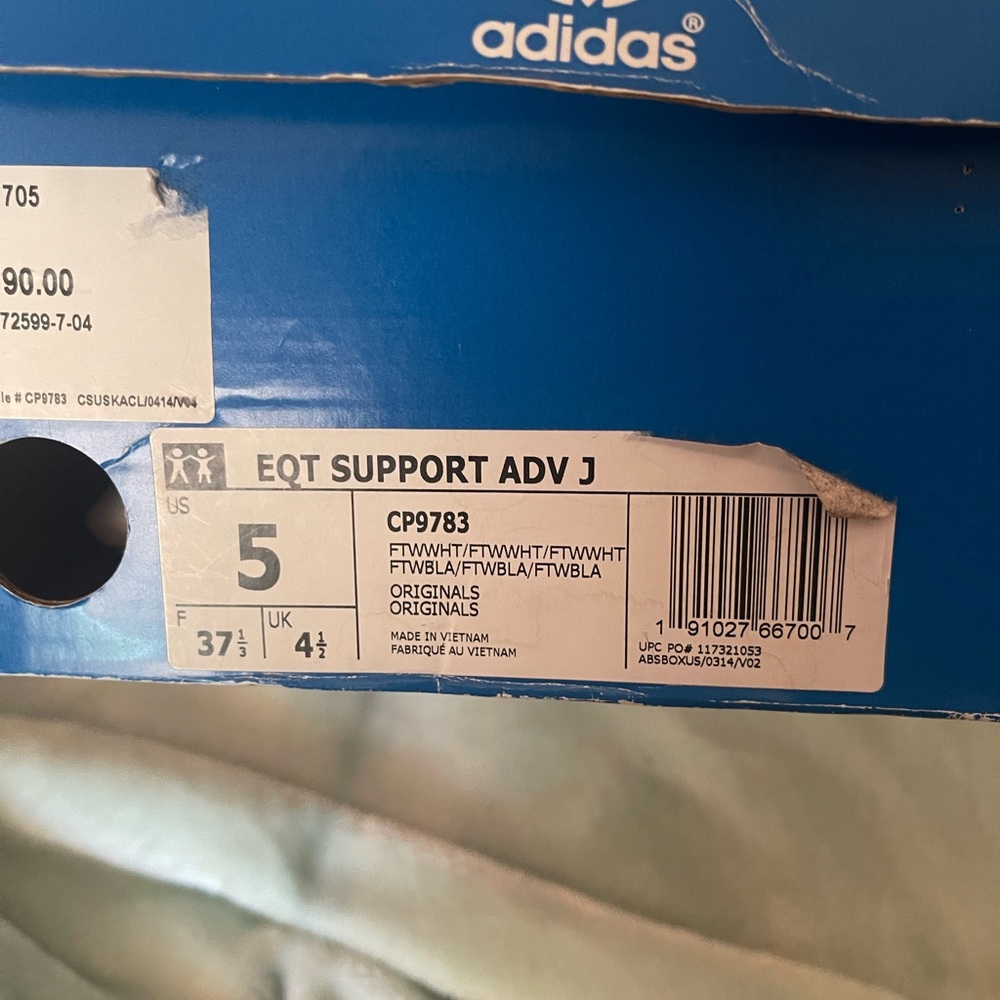 White Adida Sneakers
